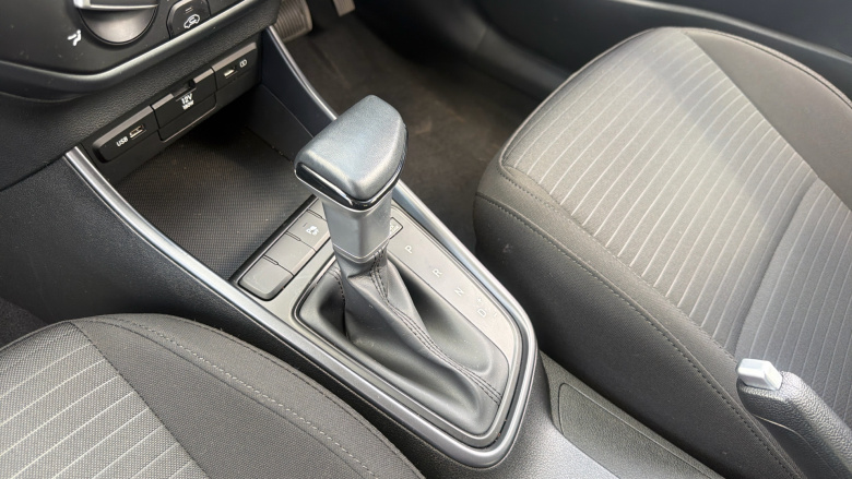 Hyundai i20 1.0T GDi 48V MHD SE Connect 5dr DCT Petrol Hatchback